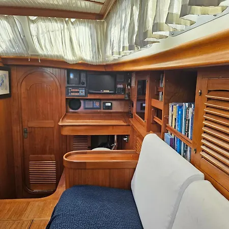 Exclusivo Velero Privado 6pax
