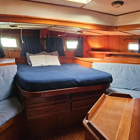 Botel Exclusivo Velero Privado 6pax Palma de Maiorca