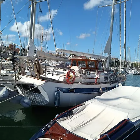 Botel Exclusivo Velero Privado 6pax *